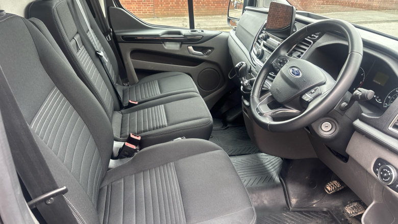 Ford Transit Custom 280 L1 Diesel Fwd 2.0 EcoBlue 130ps Low Roof Limited Van